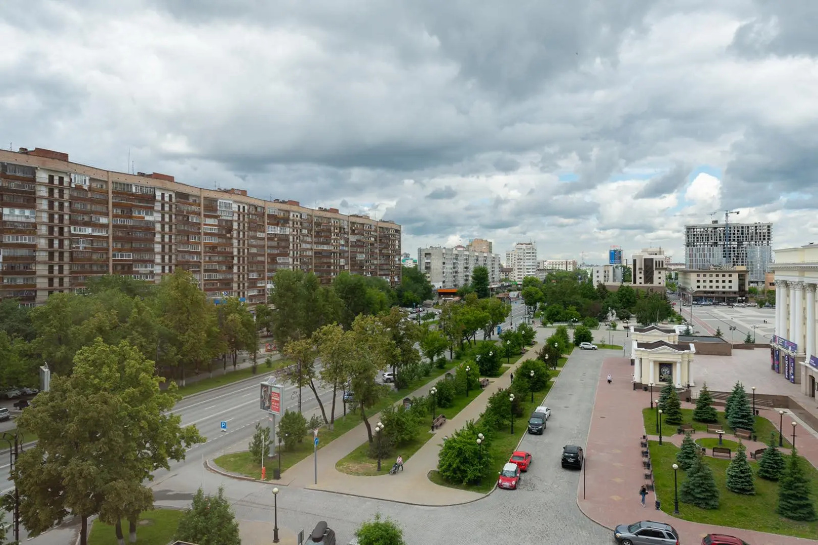 Апартаменты Сирень на главной улице с видом на Драмтеатр