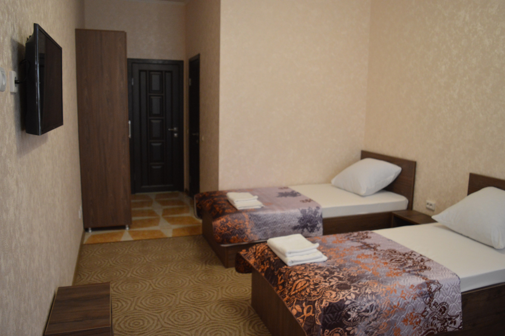 Отель Золотой Джин