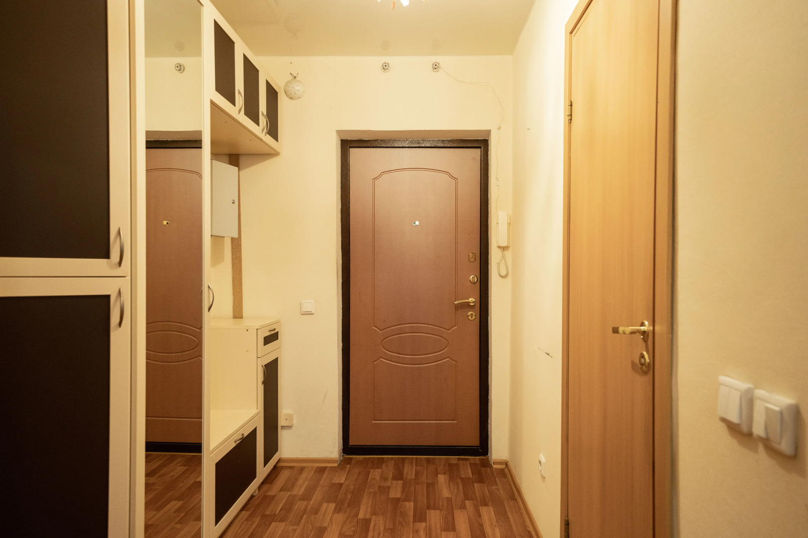 Квартира Inndays Apartments