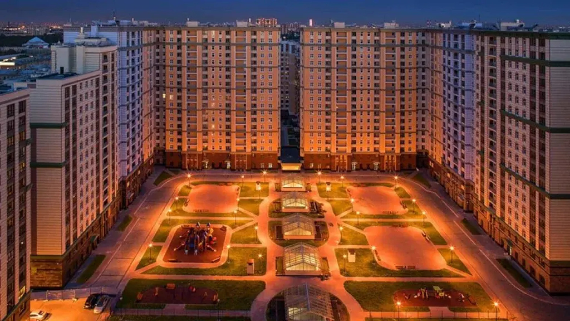 Апартаменты в центре у метро