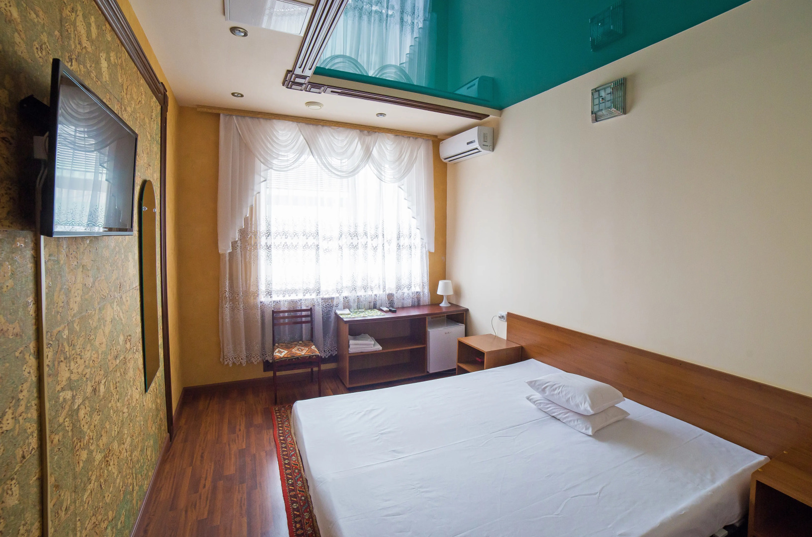 Отель Абсолют