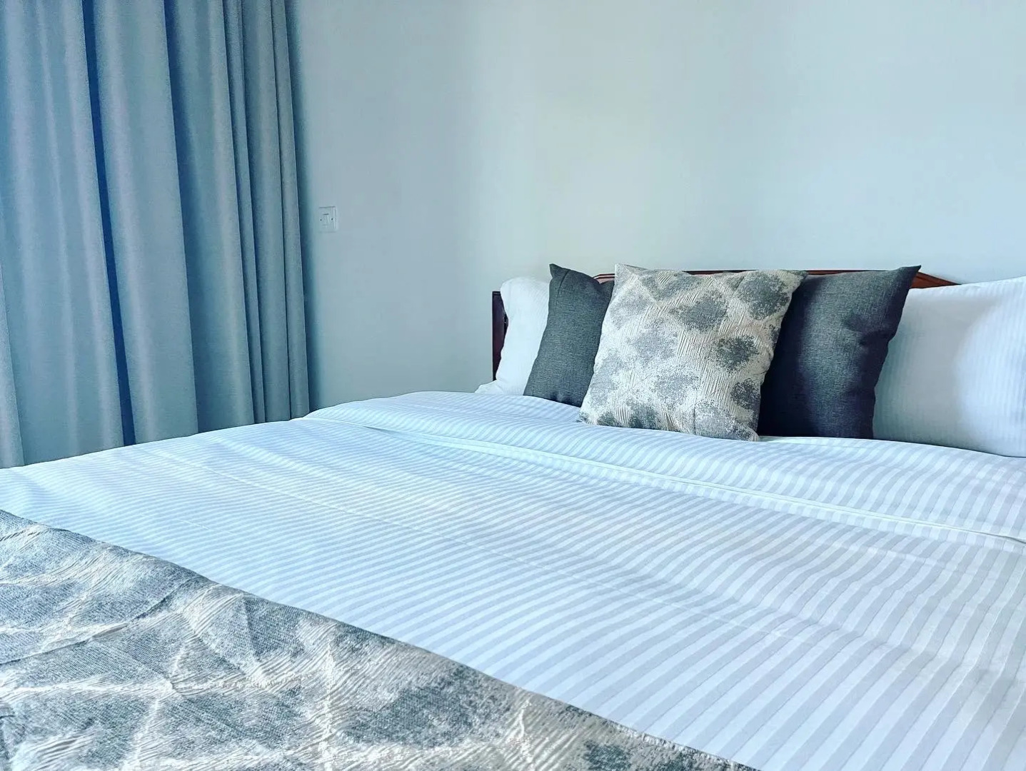 Апартаменты Fairview Luxury
