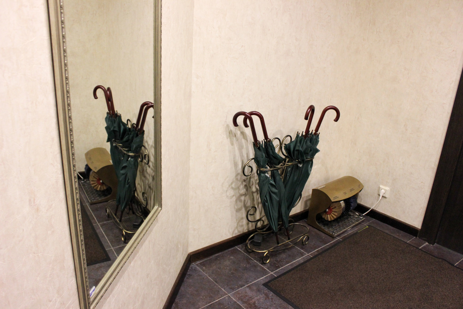 Отель Комендантская Дача