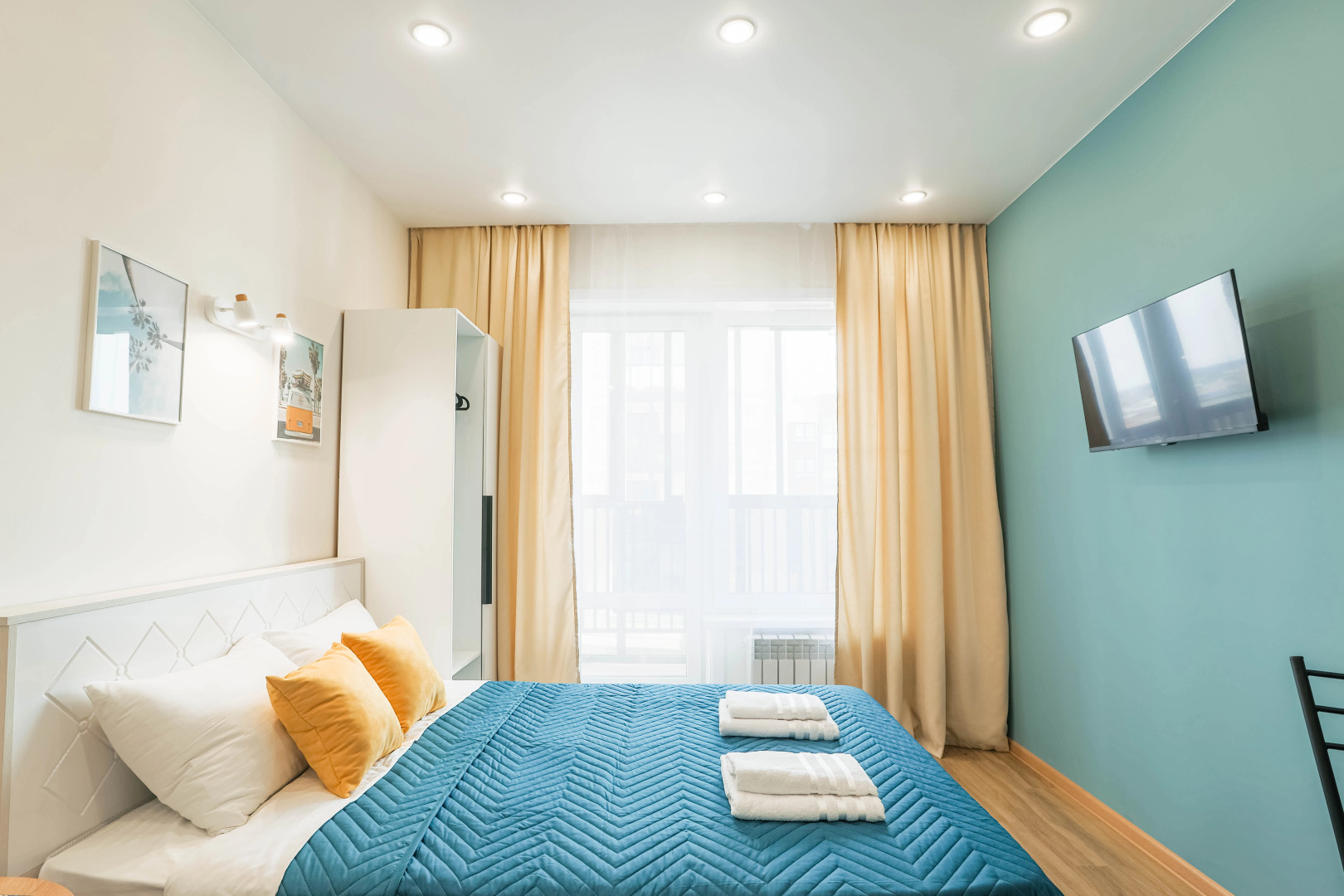 Апартаменты Солнце рядом с Политехом на 2 гостя