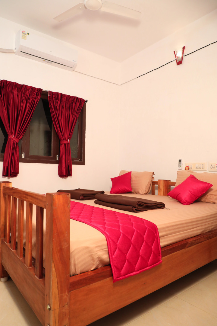 Отель Manora Residency