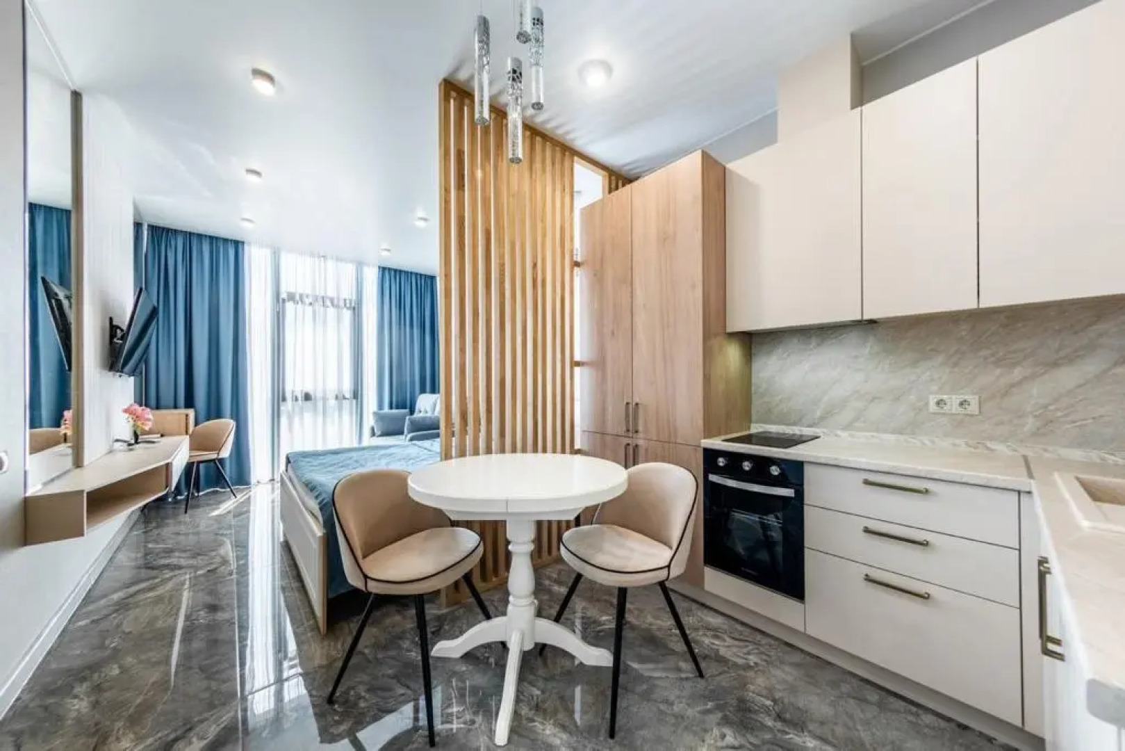 Апартаменты Метрополь с видом на море 392