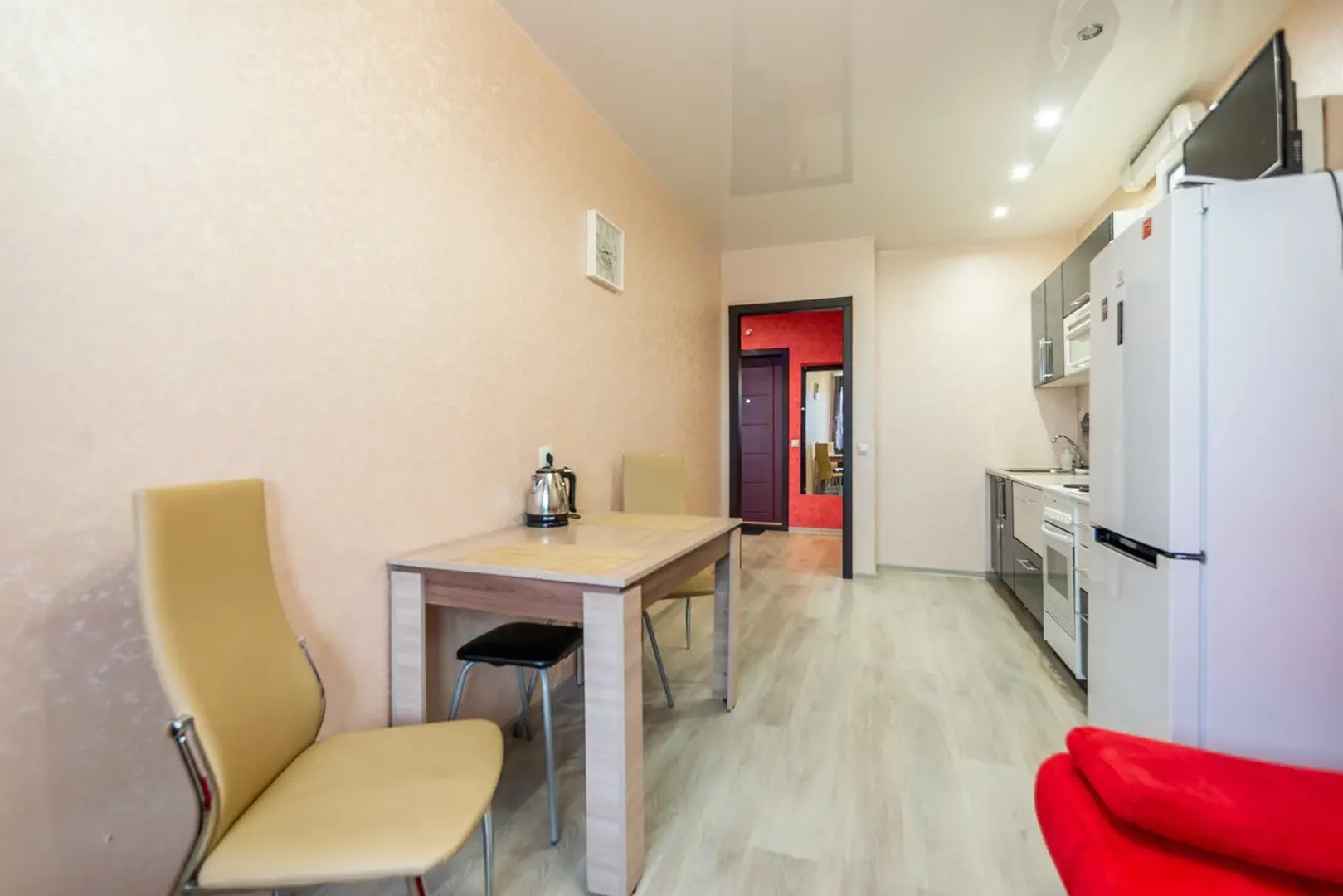 SC Apart Ostrovskogo 93D 8fl