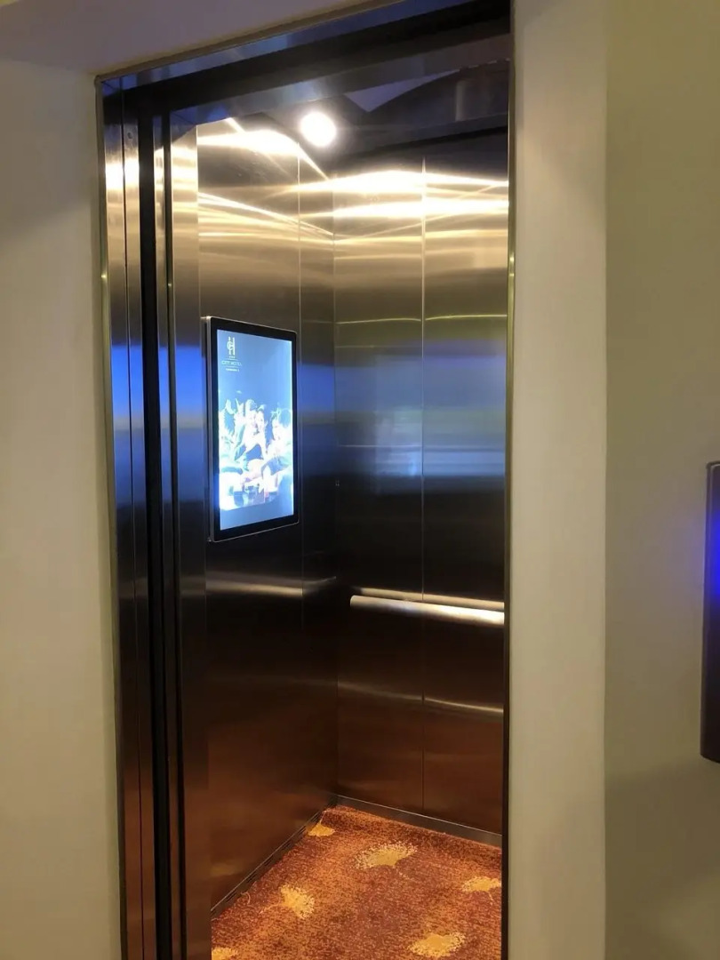 Отель City Colombo 02