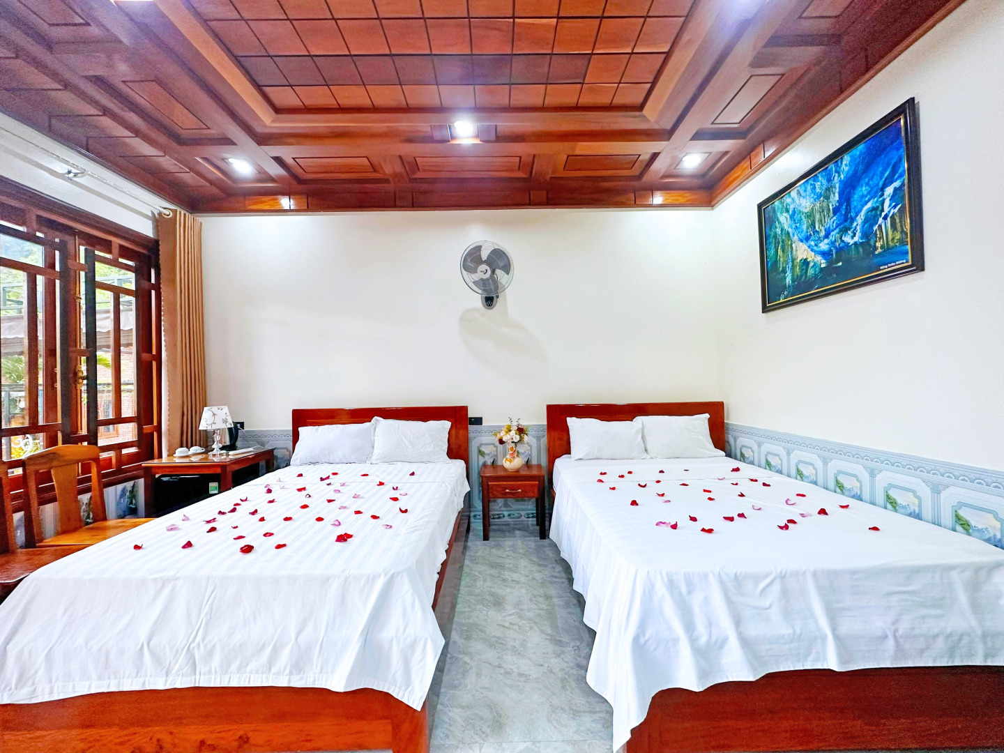 Отель The Hillside Homes