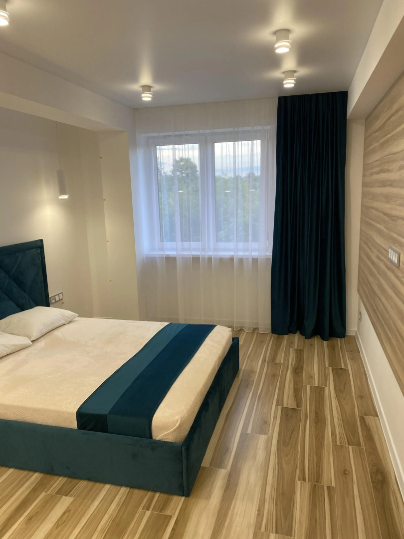 Апартаменты Двухкомнатные апартаменты на набережной