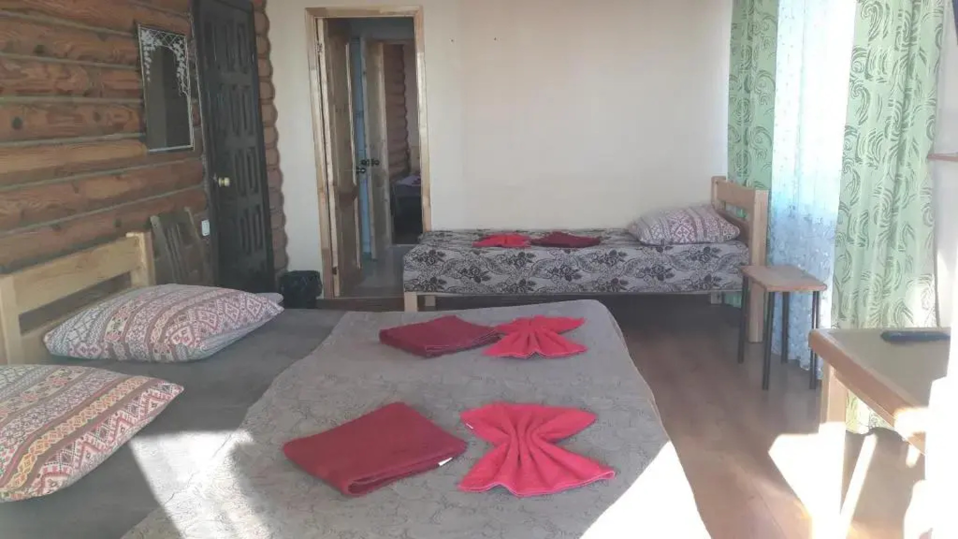 Гостевой дом на берегу озера Неро