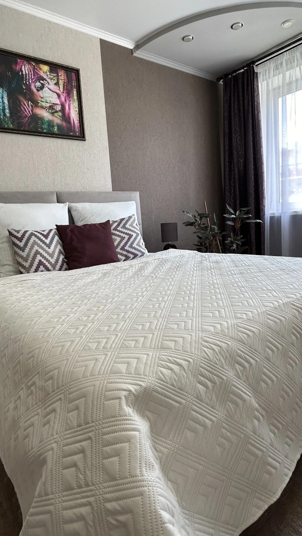 Квартира Двухкомнатная возле Парка Победы