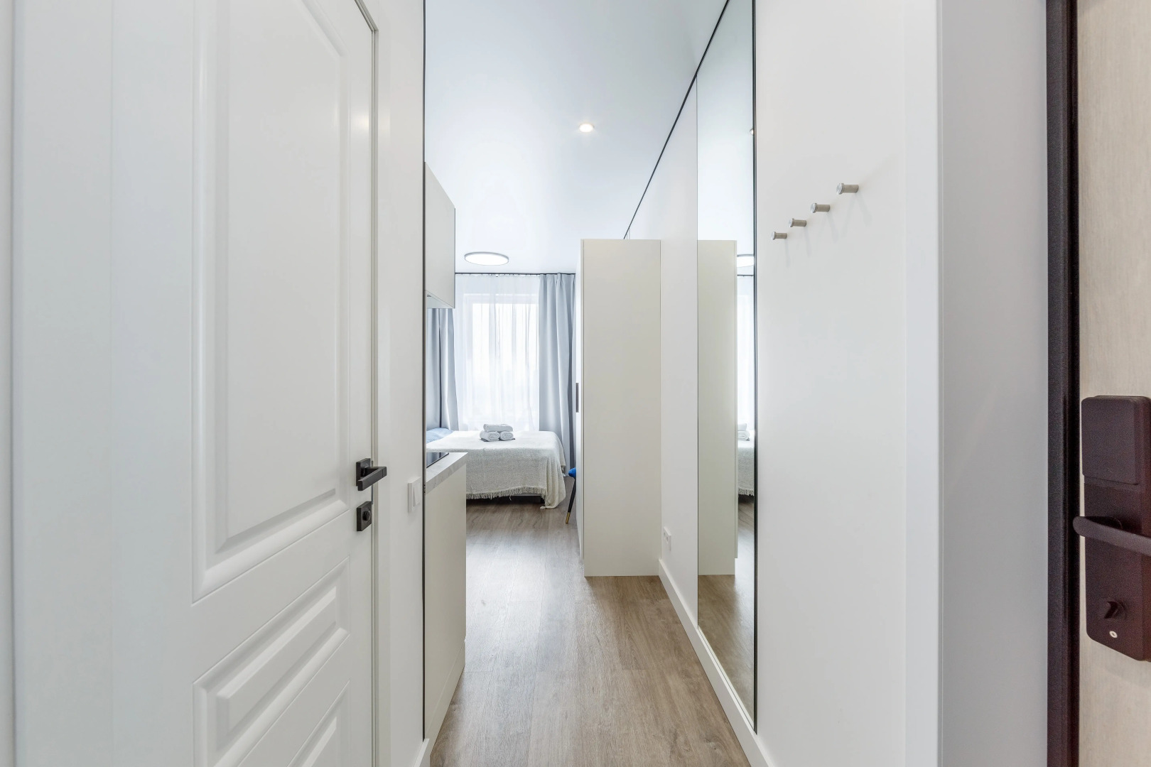 Апартаменты Красивая студия 18 этаж