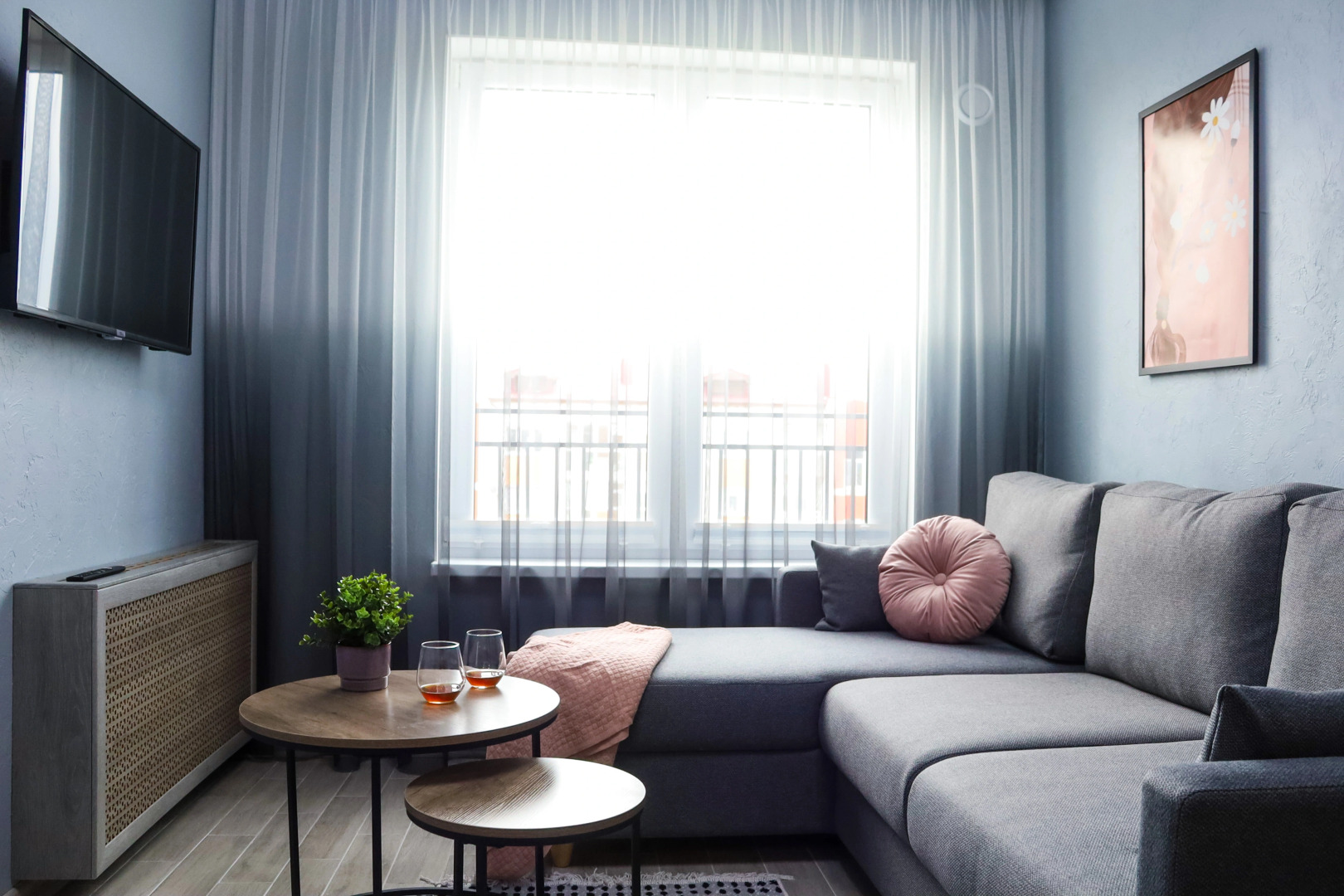 Двухкомнатные апартаменты Pro.apartment на Римской