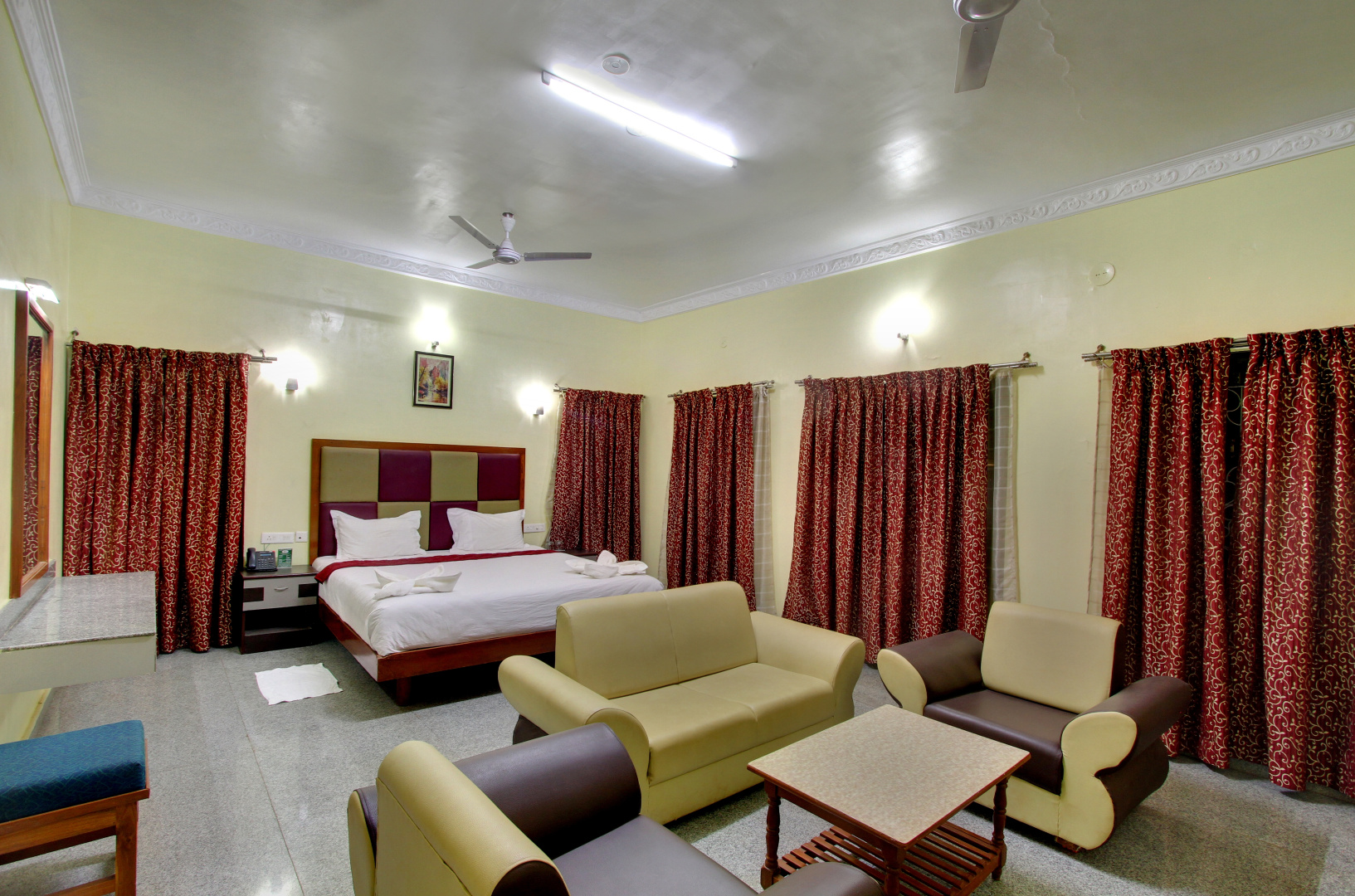 Отель Kanthi Resorts