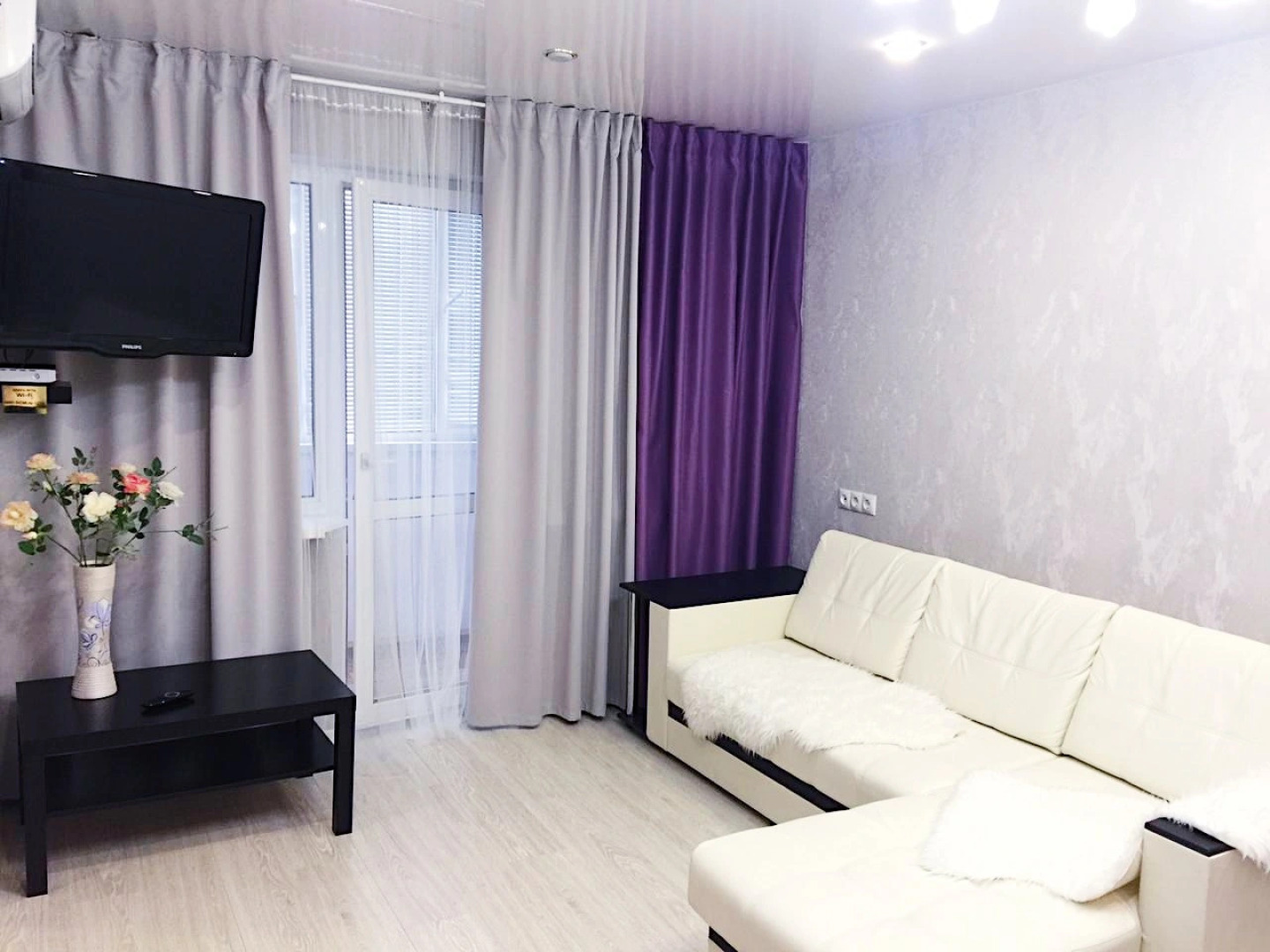 Апартаменты на проспекте Чкалова 53А