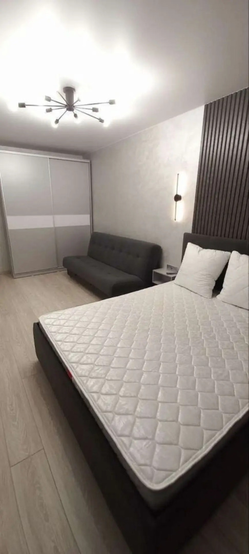 Квартира в 4-м Микрорайоне 1