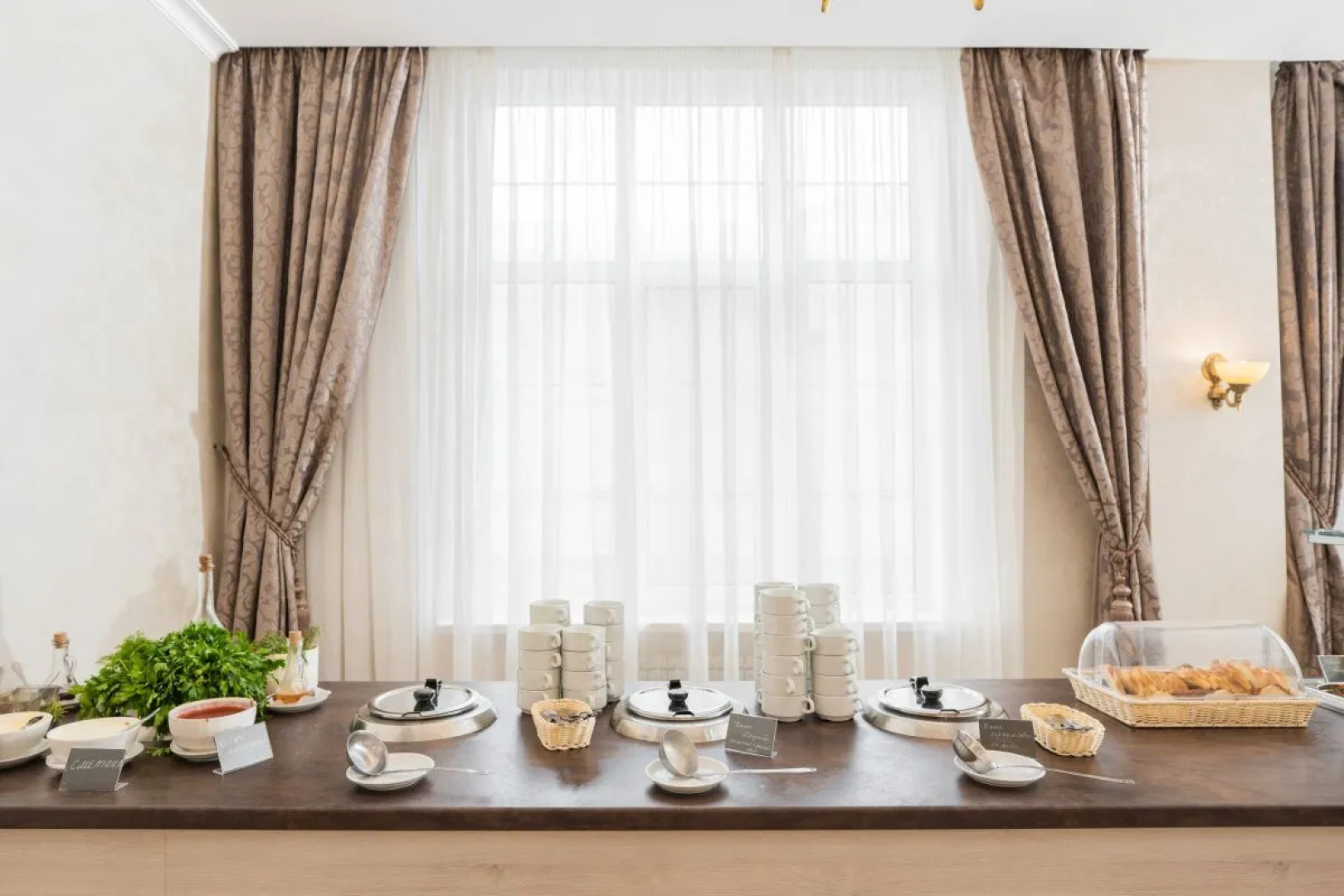 Курортный отель Дивный Мир Усадьба Шато  4****