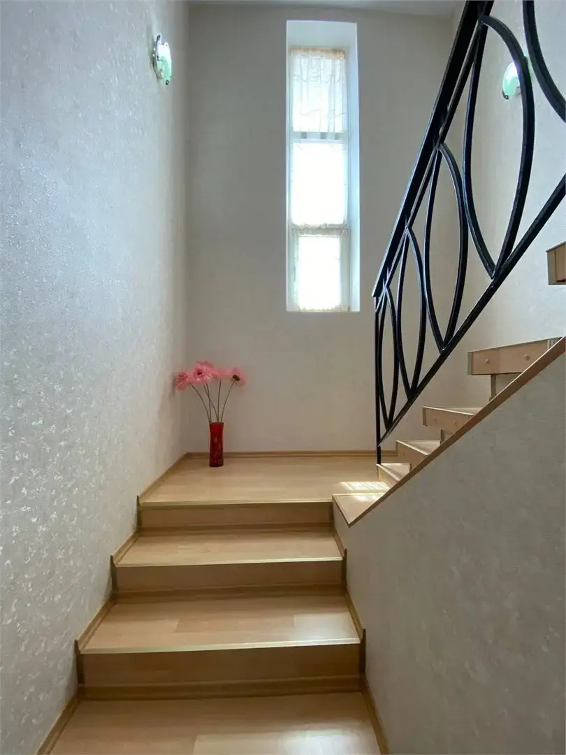 Апартаменты №4 Стандарт, 1 линия, боковой вид на море (4чел)