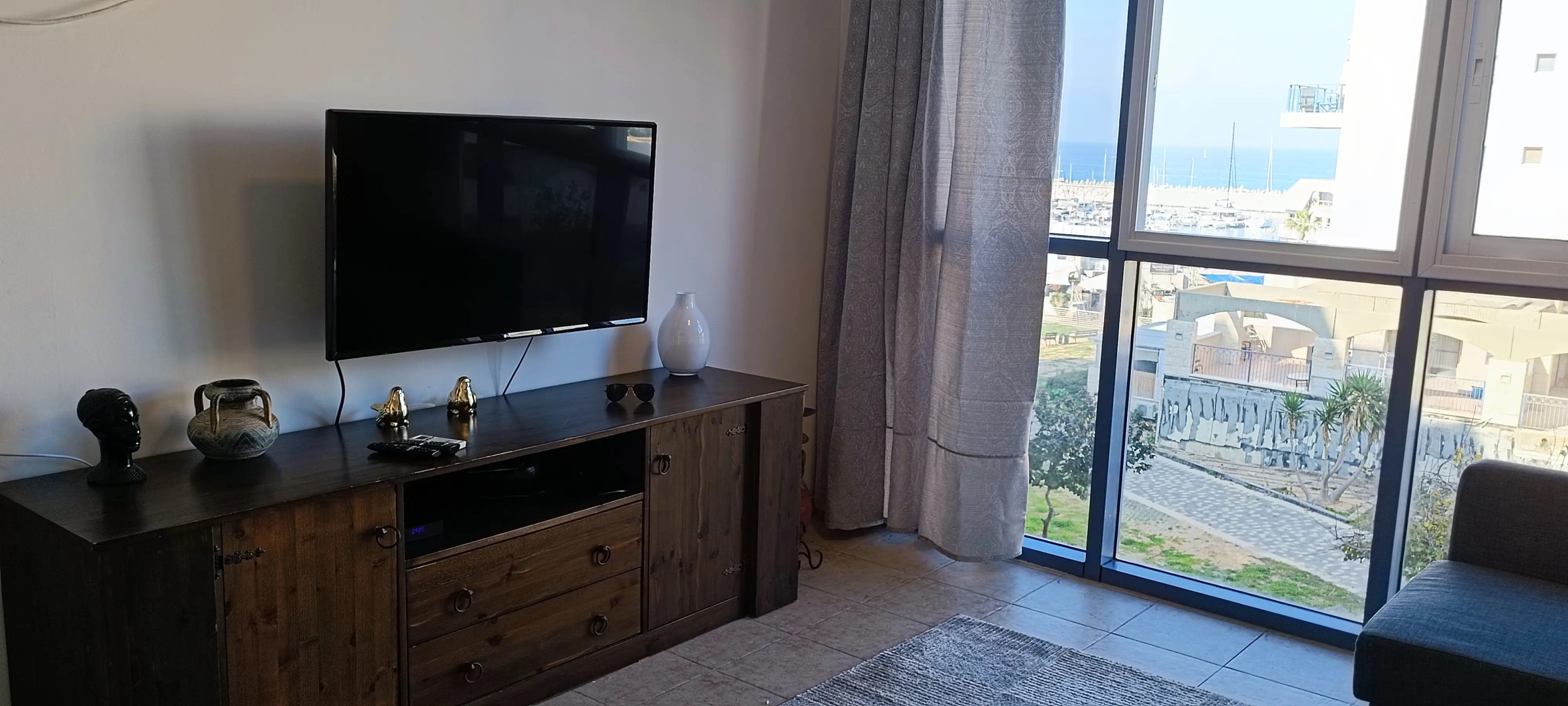 Апартаменты By the Sea