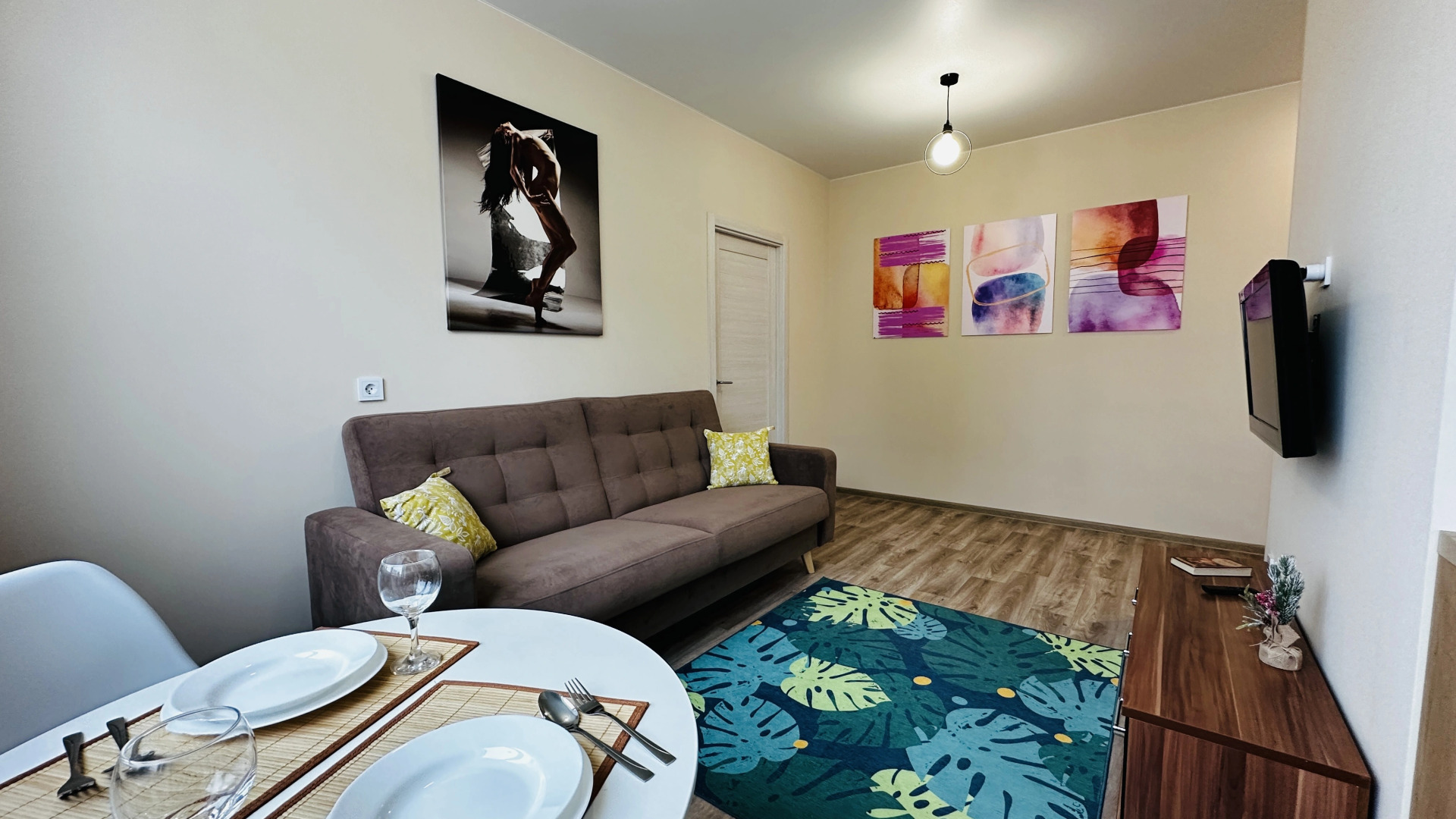 Квартира Уютная Евро-двухкомнатная в ЖК Маасдам