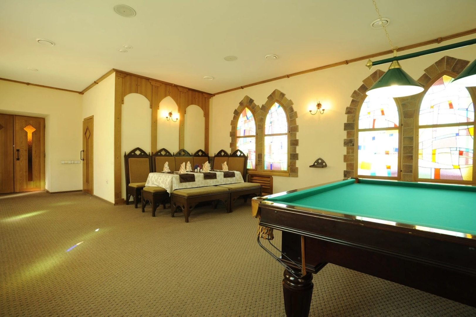 Отель Камелот