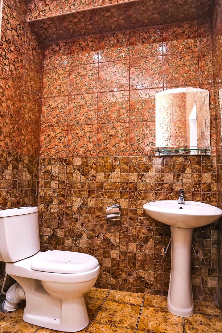 Отель Антураж