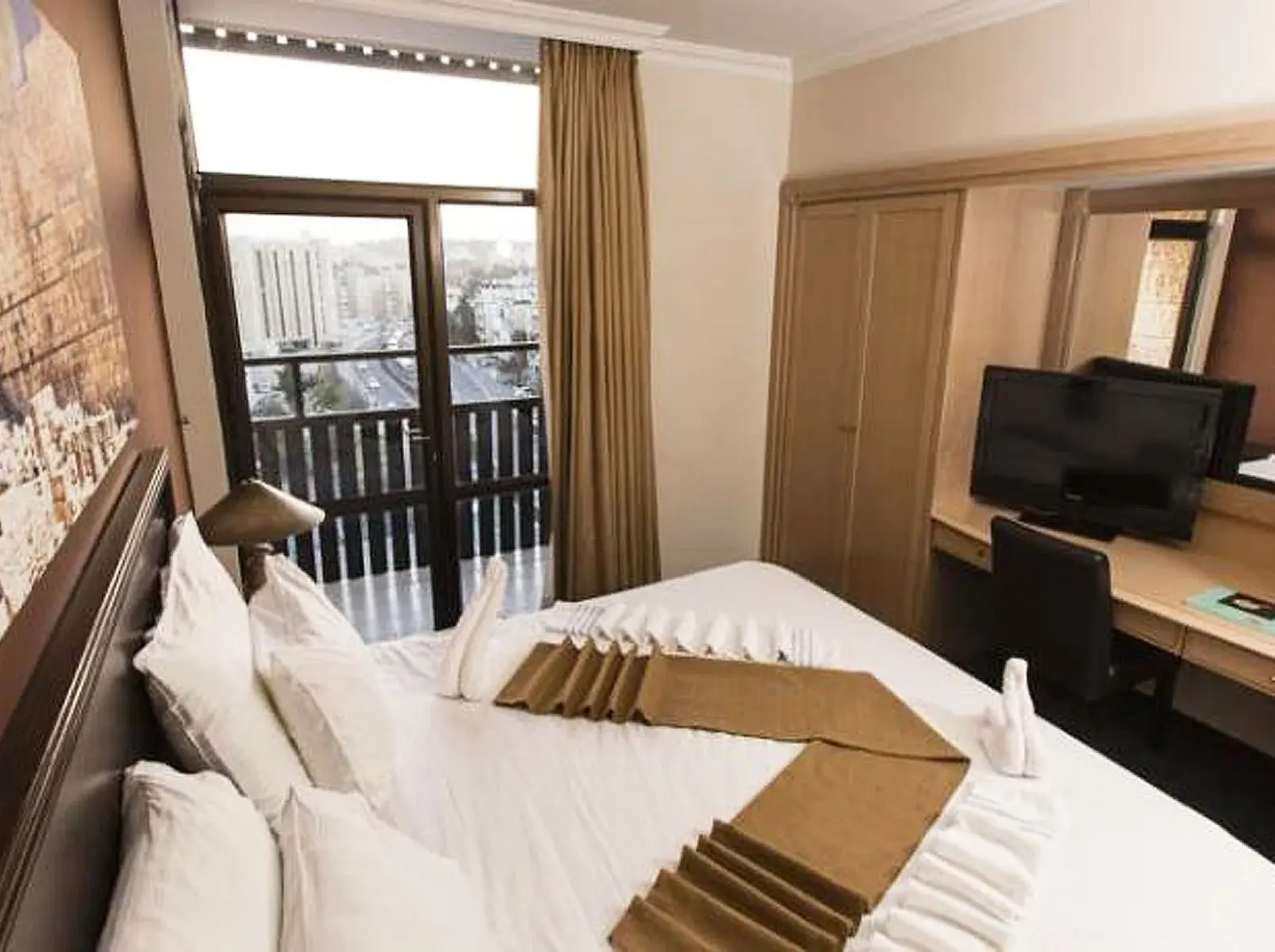 Отель Jerusalem Gardens Hotel & Spa