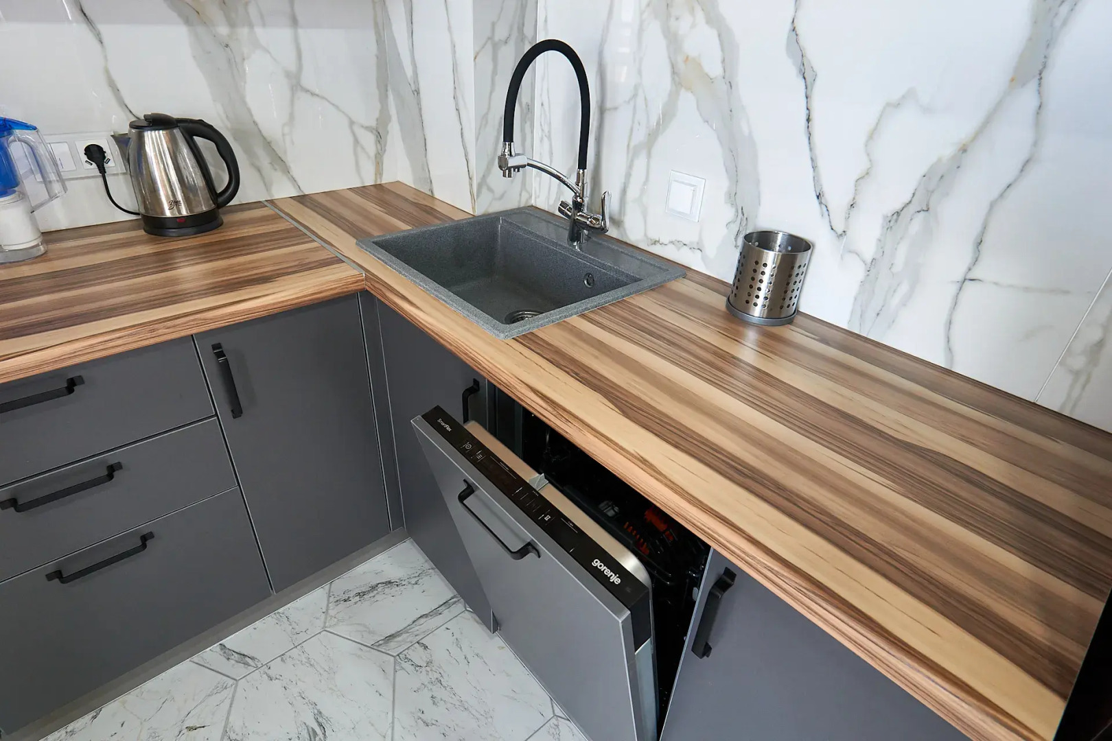 Апартаменты  Лофт-Студия на Масленникова 78