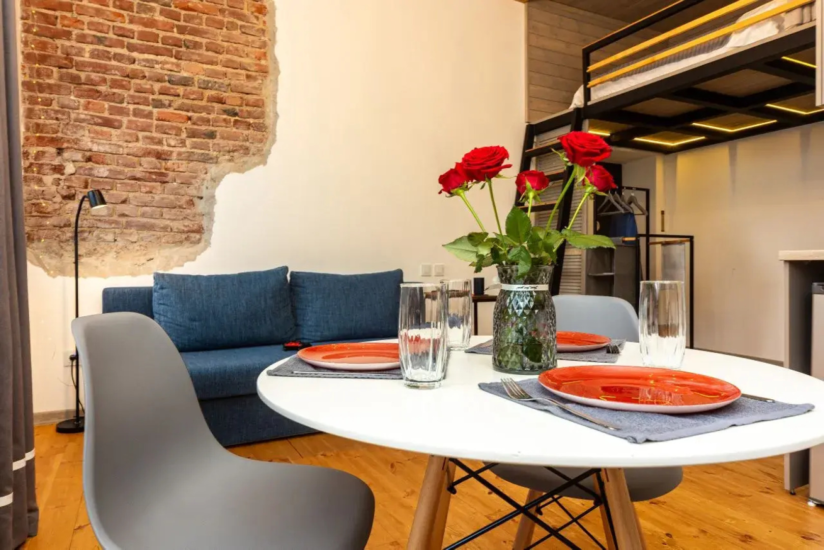 Квартира у Ратуши в доме Берлянда 1835 г на пл. Свободы