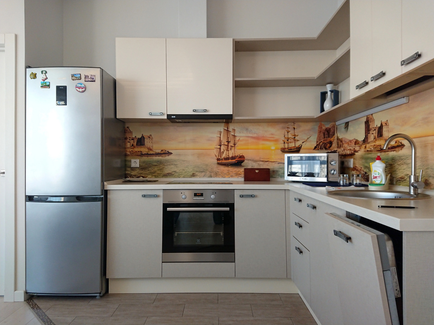 Апартаменты Sunny apartment 5 min from metro Belomorskaya