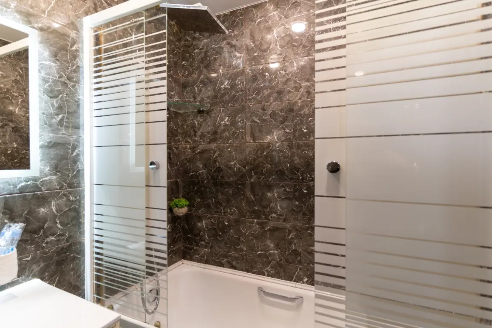 Апартаменты на Авиационной 63/3 (Б)