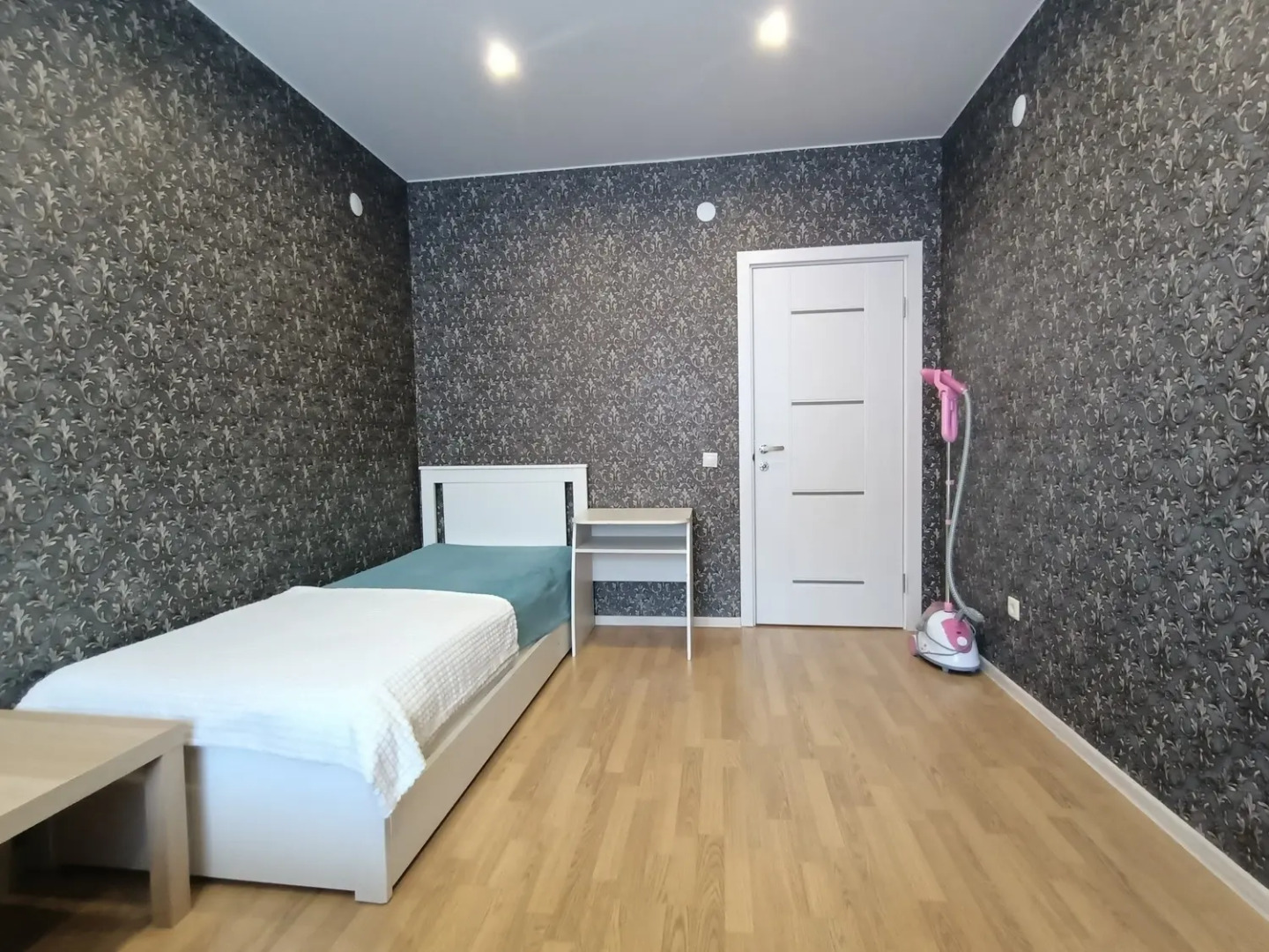 Квартира Серова 51/11