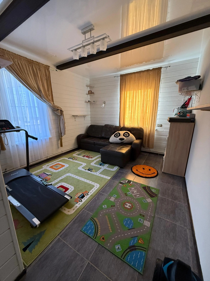 Частный дом в деревне