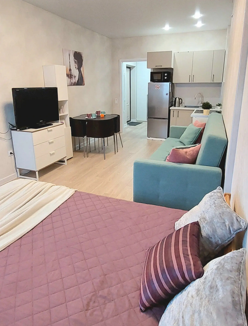 Квартира в Новом доме 18 этаж Юж.АВТОВОКЗАЛ Зорге 13/1