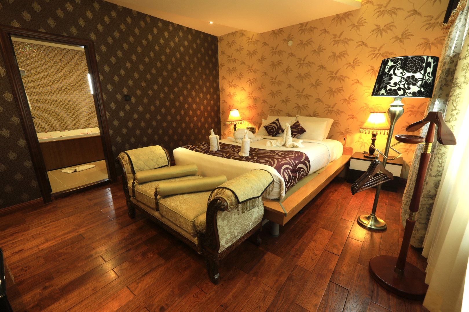 Отель Jalmahal Resort & Spa