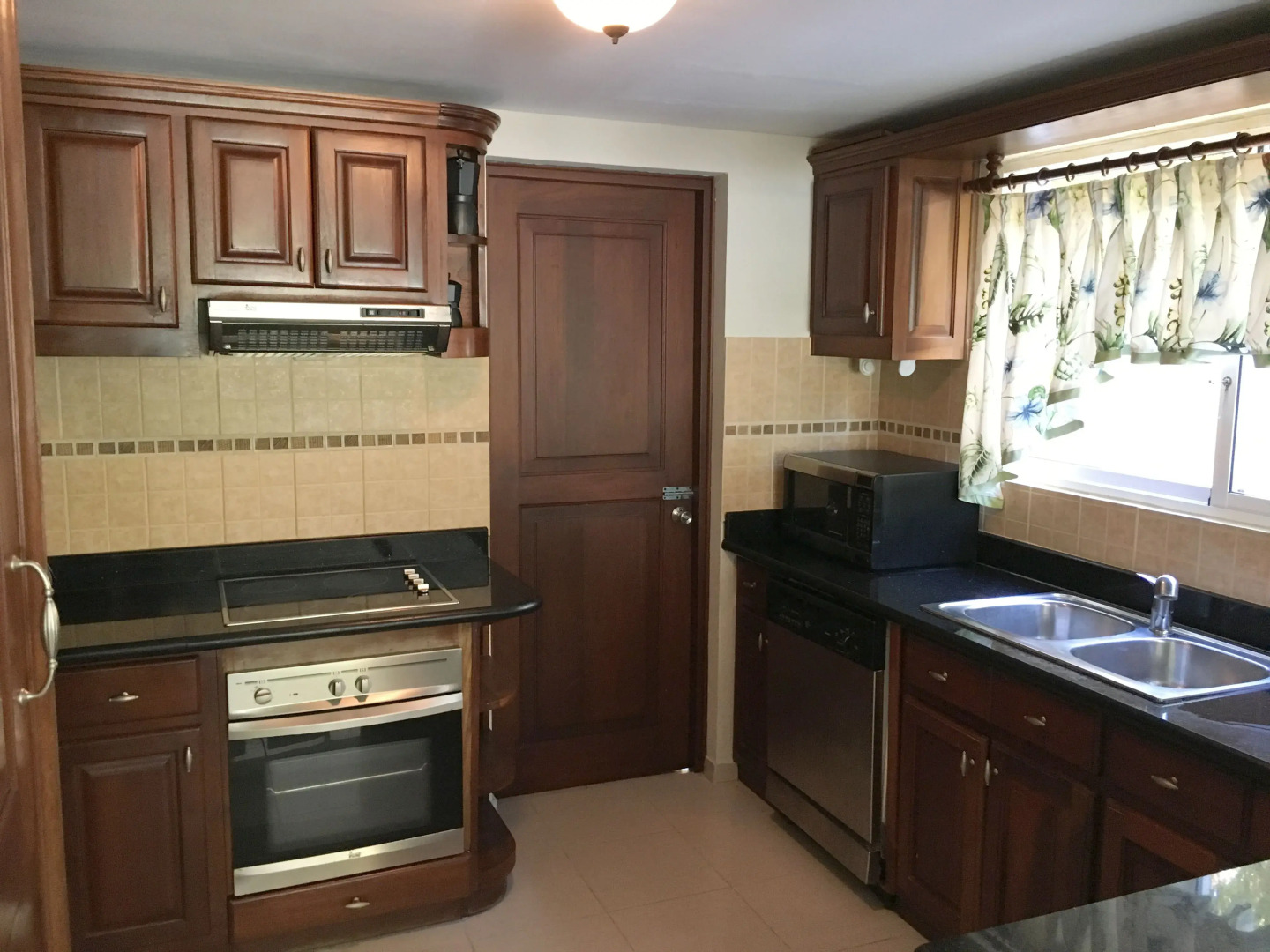 Вилла Hermosa en Cocotal Golf club 3bd