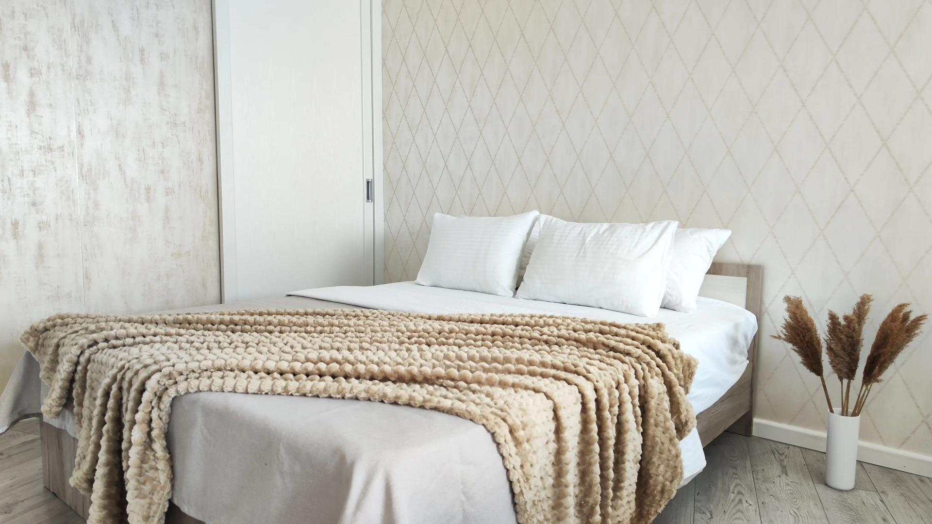 Апартаменты Panda Home на Широтной