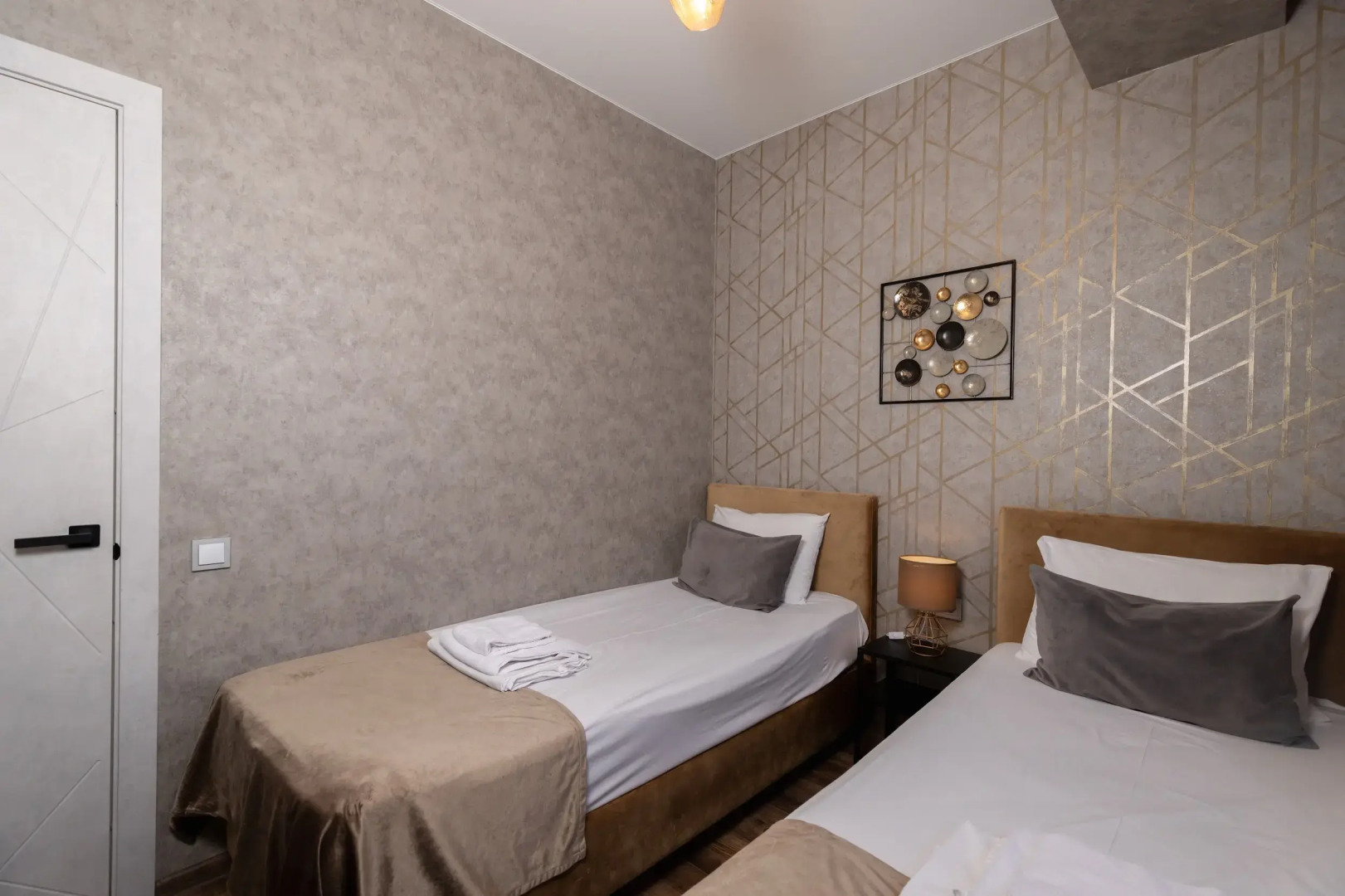 Апартаменты Море Апартаментов на Эстонской 37/8-040