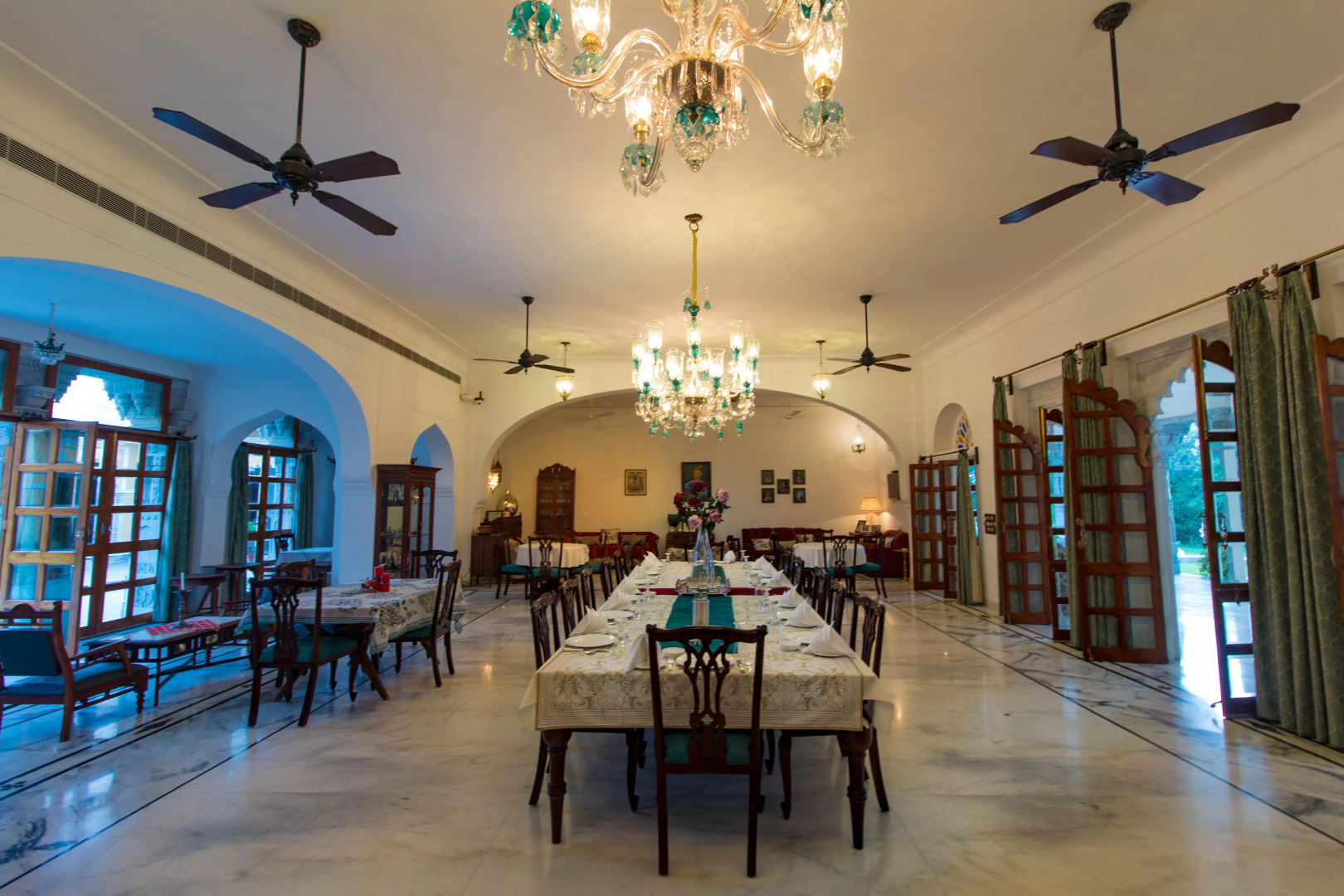 Отель Dev Shree Relais and Châteaux Luxury Deogarh