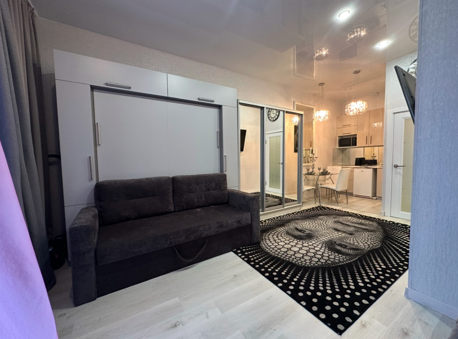 Квартира Большая Студия в Центре