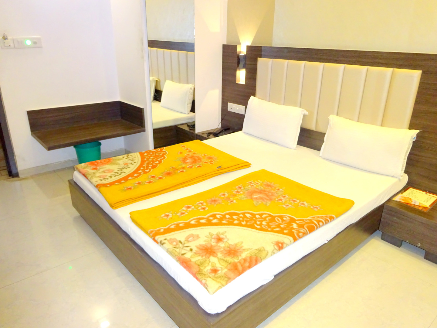 Отель Sunrise Palace by Sky Stays