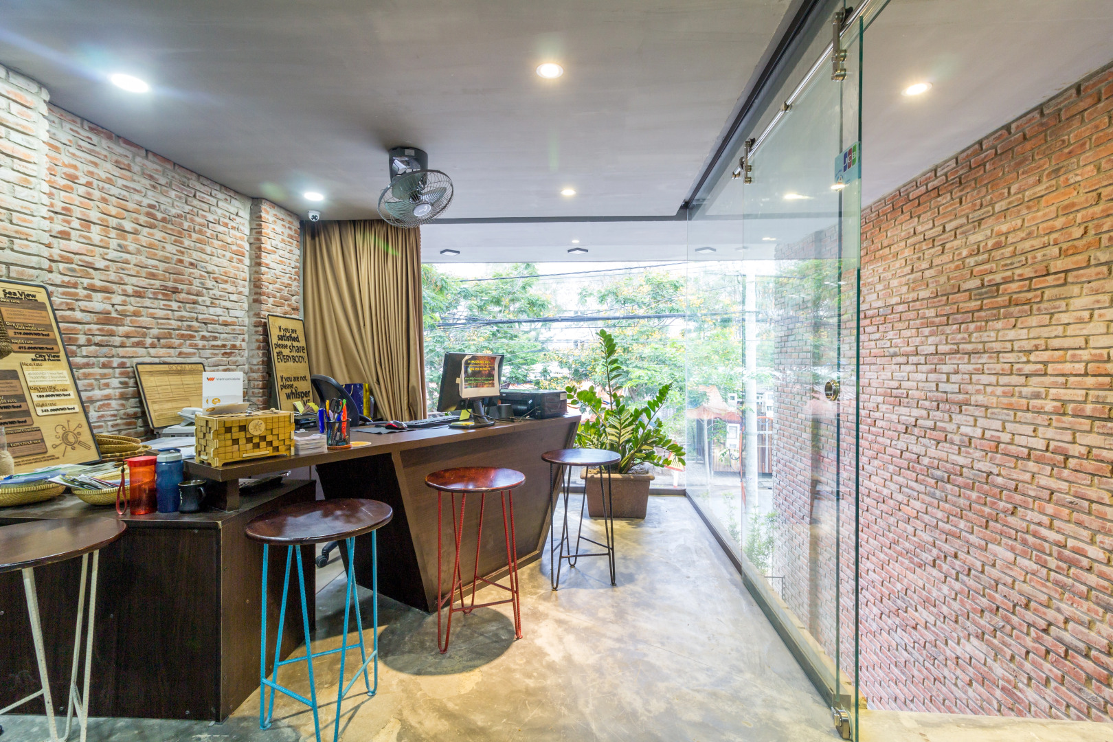 Хостел Carpe Diem Inn Da Nang