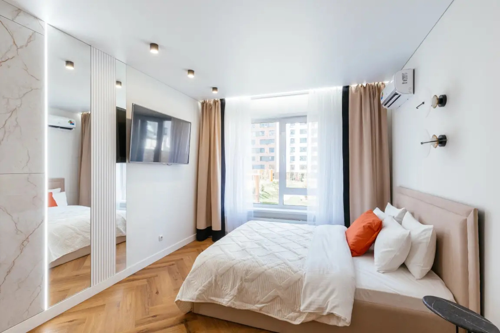 Апартаменты ROOM TOUR в центре Тюмени в ЖК Сердце Сибири 2