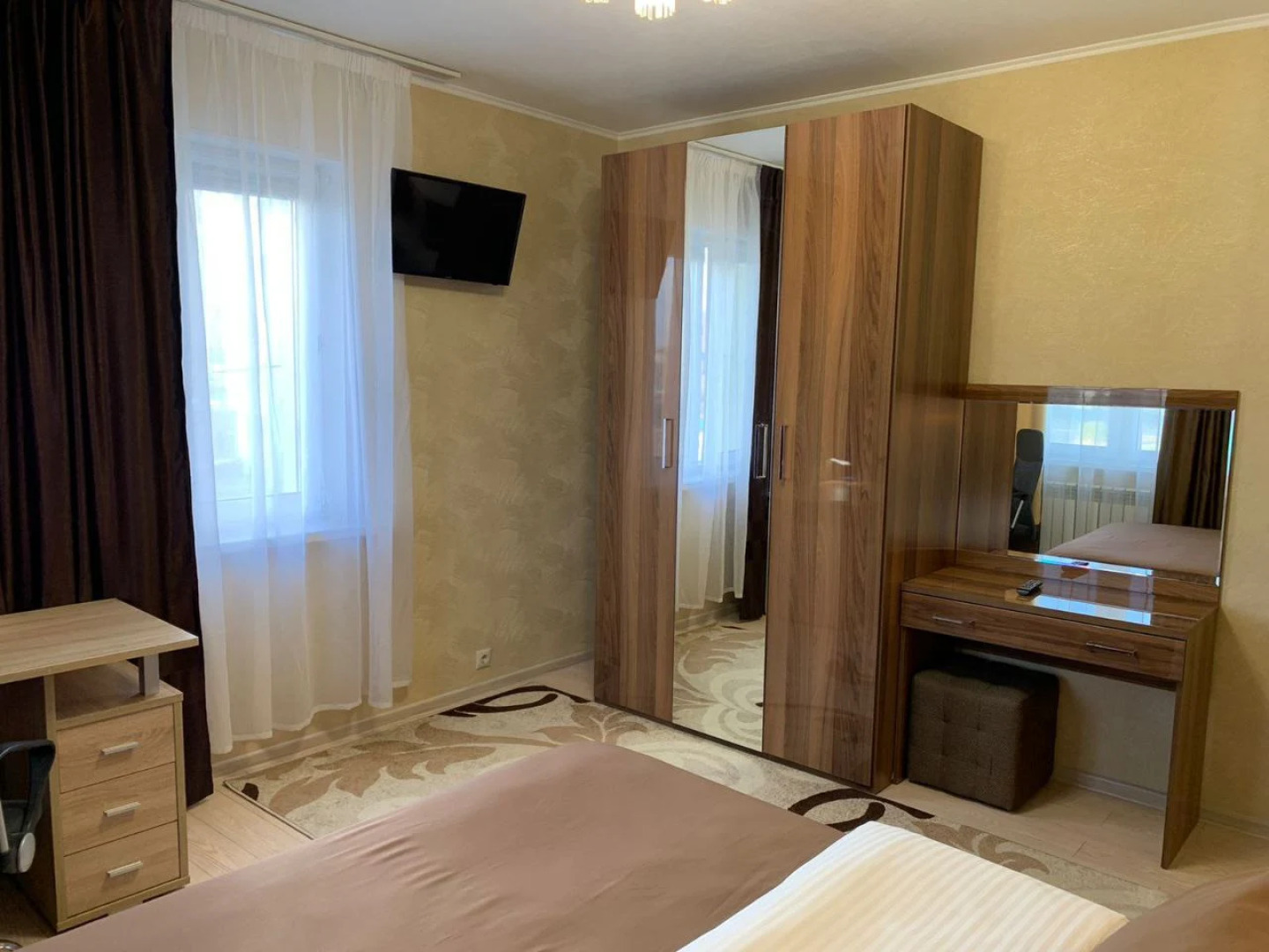 Апартаменты Пять Звёзд Бизес-центр Ямал