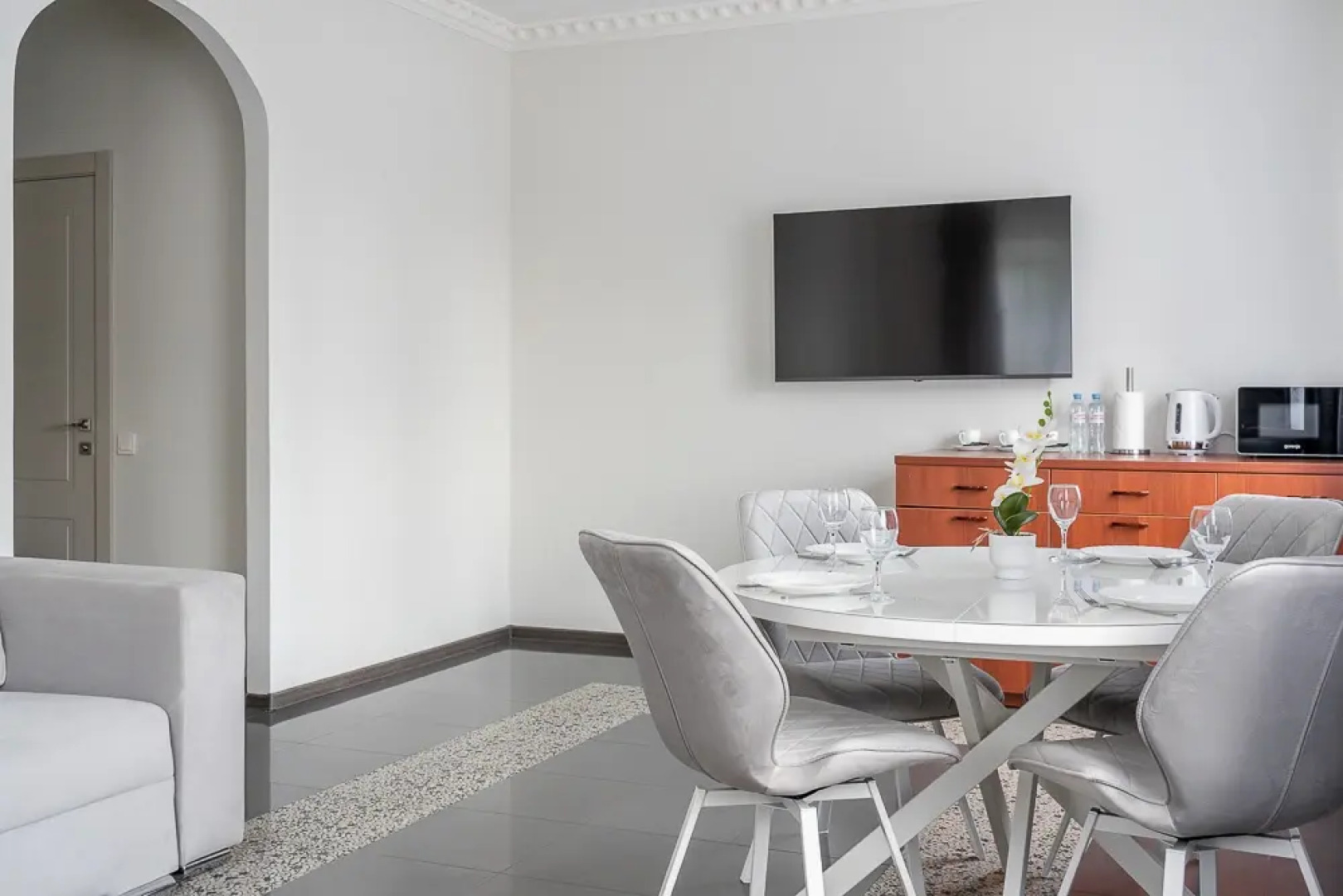 Апартаменты на улице Коммуны 2