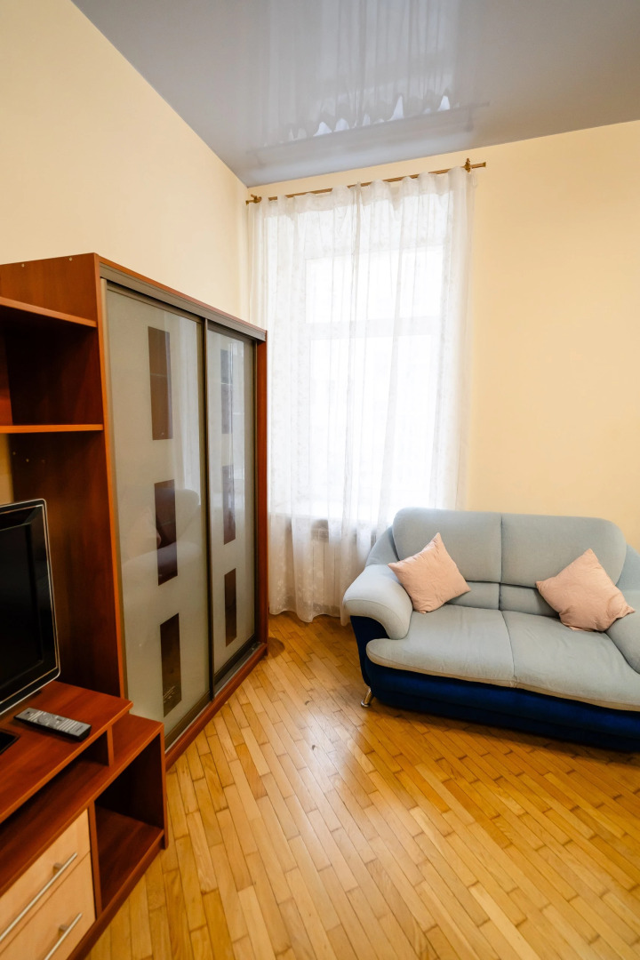 Апартаменты на Гороховой улице 4