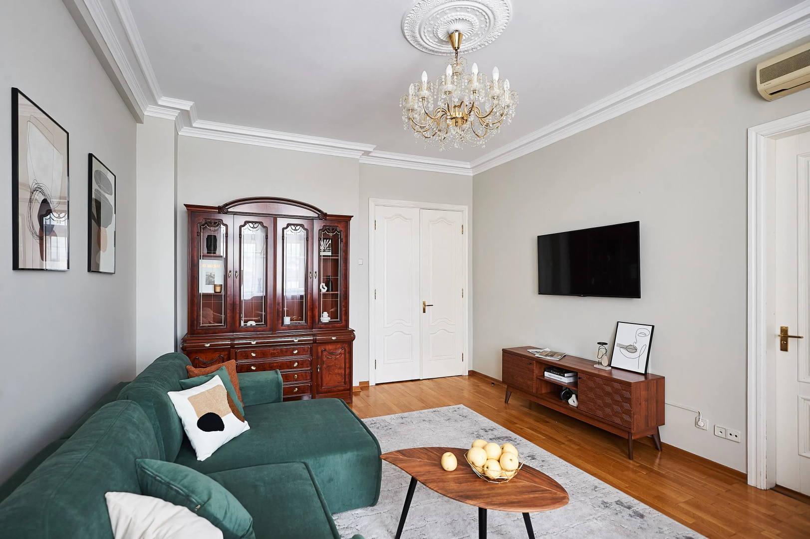 Квартира GM Apartments с видом на Кремль
