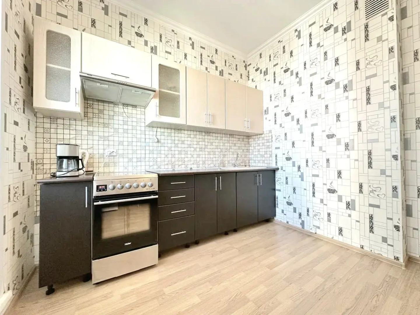 Квартира Двухкомнатная с балконом на Притомском напротив ЛДК