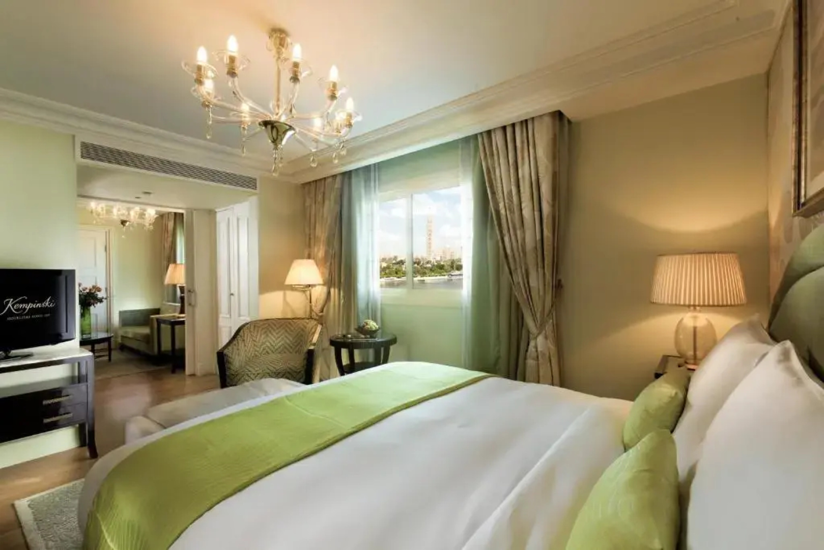 Ночлег и завтрак (B&B) Kempinski Nile Garden City Cairo